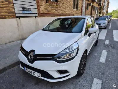 Usado Renault Clio IV Zen 90 CV (66 kW) 2017 Blanco Berlina