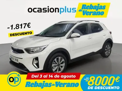 Usado Kia Stonic 100 CV (73 kW) 2024 Blanco SUV