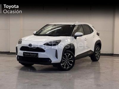 Blanco Usado 2021 Toyota Yaris Hybrid Active SUV | 22.800 € (Un poco caro)