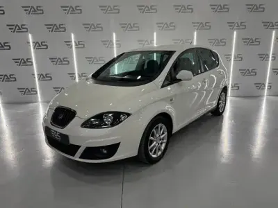 Usado Seat Altea Reference 125 CV (91 kW) 2010 Blanco Monovolumen