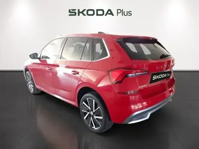 Usado Skoda Kamiq Sport 110 CV (80 kW) 2023 Rojo SUV