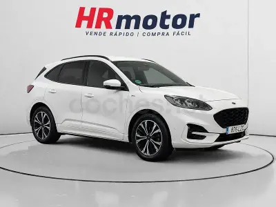 Usado Ford Kuga ST-Line X 150 CV (110 kW) 2022 Blanco SUV
