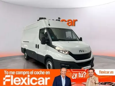 Usado Iveco Daily 156 CV (114 kW) 2023 Blanco Van