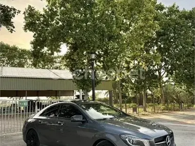 Usado Mercedes CLA250 AMG Edition 1 211 CV (155 kW) 2014 Gris / plata Coupe