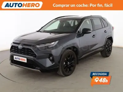 Usado Toyota RAV4 Hybrid Style 222 CV (163 kW) 2022 Gris / plata SUV
