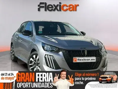 Usado Peugeot 208 Allure 100 CV (73 kW) 2024 Gris Utilitario