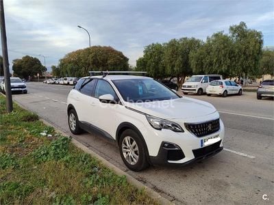 Usado Peugeot 3008 Allure 120 CV (88 kW) 2017 Blanco SUV