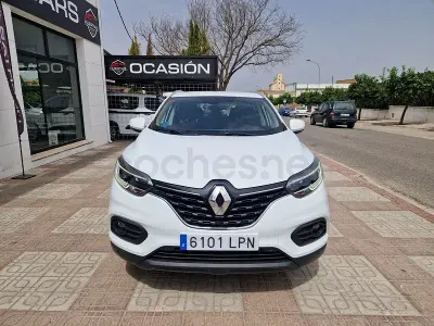 Usado Renault Kadjar LIMITED 115 CV (84 kW) 2021 Blanco SUV