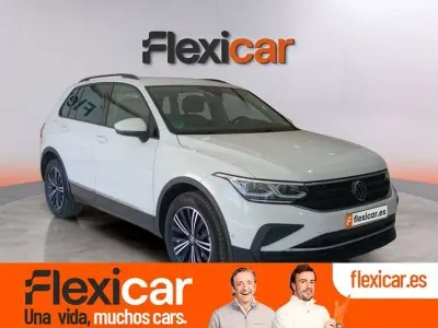 Usado VW Tiguan Life 150 HP (110 kW) 2023 Branco SUV