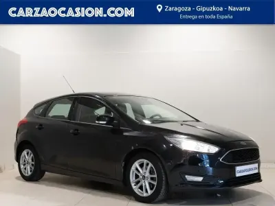 Usado Ford Focus Titanium 125 CV (91 kW) 2015 Negro Berlina