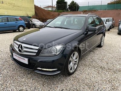 Usado Mercedes C220 Avantgarde 170 CV (125 kW) 2012 Negro Familiar