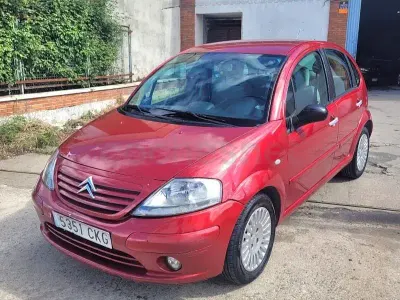 Brugt Citroën C3 Exclusive 75 HK (55 kW) 2004 Rød Sedan