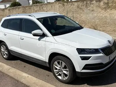 Usado Skoda Karoq Style 150 CV (110 kW) 2019 Blanco SUV