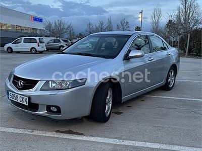 Usado Honda Accord Executive 190 CV (139 kW) 2003 Gris / plata Berlina