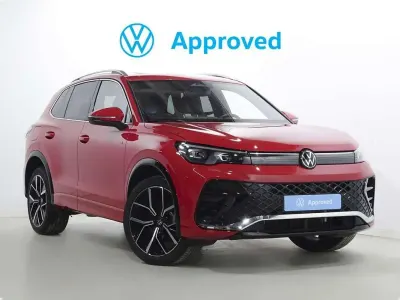 Usado VW Tiguan R-line 204 CV (150 kW) 2024 Rojo SUV