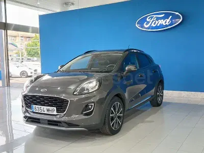 Usado Ford Puma Titanium 125 CV (91 kW) 2023 Gris / plata SUV