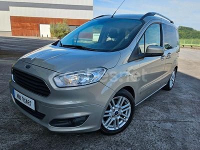 Beige Usado 2015 Ford Tourneo Courier Ambiente Monovolumen | 10.999 € (Un poco caro)