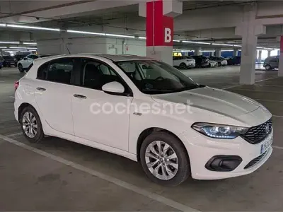 Usado Fiat Tipo Pop 95 CV (69 kW) 2017 Blanco Berlina