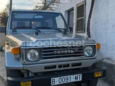Usado Toyota Land Cruiser 125 CV (91 kW) 1996 Gris / plata SUV