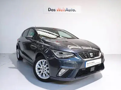 Usado Seat Ibiza XCELLENCE 115 CV (84 kW) 2025 Gris / plata Utilitario
