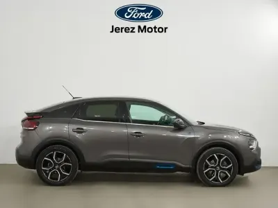 Usado Citroën e-C4 100 kW (136 HP) 2021 Azul Sedan