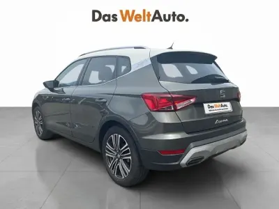 Usado Seat Arona Xperience 115 CV (84 kW) 2025 Gris SUV