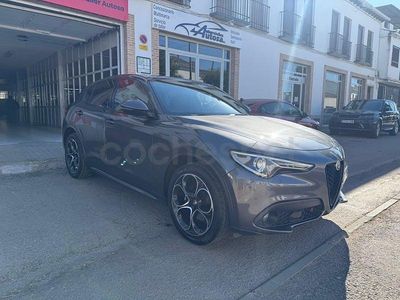 Usado Alfa Romeo Stelvio Veloce 210 CV (154 kW) 2021 Gris SUV