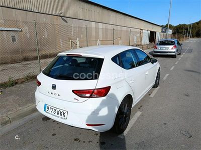 Usado Seat Leon Style 115 CV (84 kW) 2018 Blanco Berlina