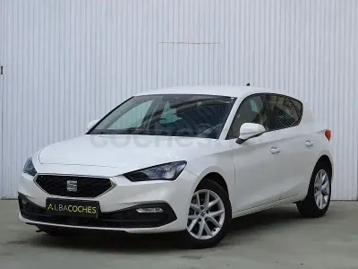 Usado Seat Leon FR 150 CV (110 kW) 2021 Blanco Berlina