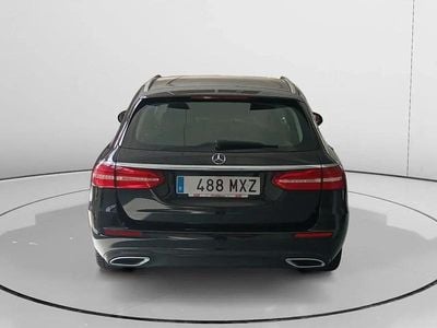 Käytetty Mercedes E200 160 HP (117 kW) 2019 Musta Farmari