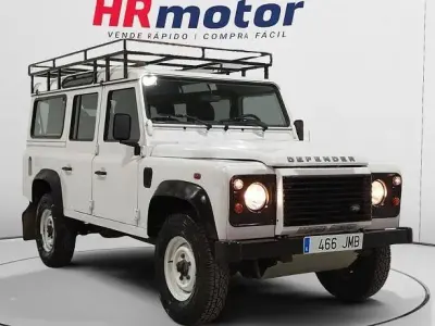 Używany Land Rover Defender SE 122 KM (89 kW) 2016 Kombi