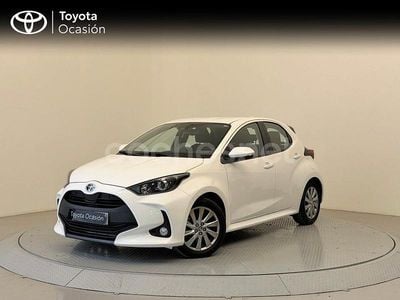 Blanco Usado 2022 Toyota Yaris Hybrid Active Berlina | 19.400 € (Precio justo)