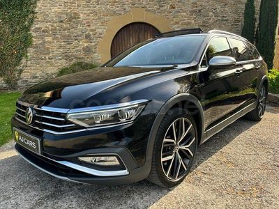 Usado VW Passat Alltrack 280 CV (205 kW) 2023 Negro Familiar