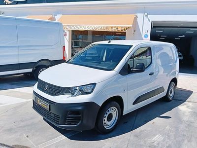 Usado Peugeot Partner S 100 CV (73 kW) 2022 Blanco Monovolumen