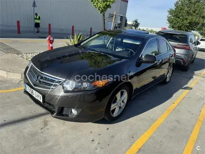 Usado Honda Accord Luxury 150 CV (110 kW) 2009 Marrón Berlina