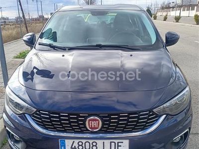 Usado Fiat Tipo Lounge 95 CV (69 kW) 2019 Azul Berlina