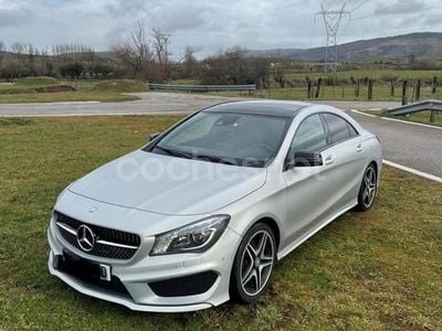 Gris / plata Usado 2015 Mercedes CLA220 AMG line Berlina | 20.450 € (Un poco caro)
