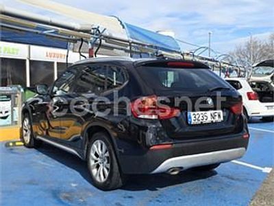 Usado BMW X1 177 HP (130 kW) 2010 Preto SUV