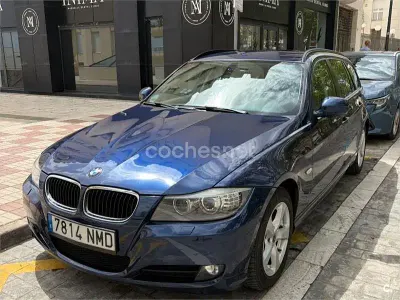 Usado BMW 318 Comfort Edition 143 CV (105 kW) 2012 Azul Familiar