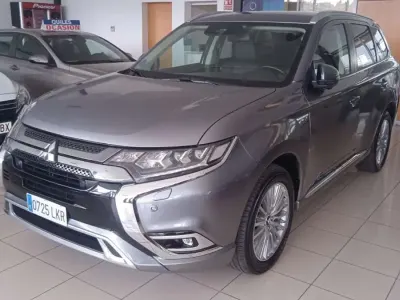 Usado Mitsubishi Outlander P-HEV