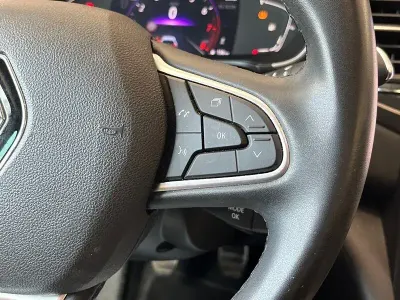 Usado Renault Mégane II Zen 140 CV (102 kW) 2022 Negro Berlina