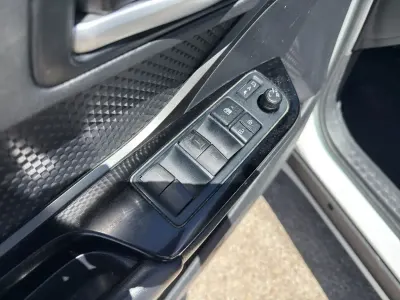 Usado Toyota C-HR Advance 122 HP (89 kW) 2022 Branco SUV