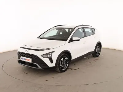 Usado Hyundai Bayon 101 CV (74 kW) 2023 Blanco SUV
