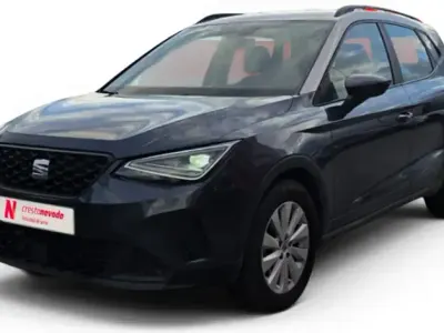 Usado Seat Arona Style 115 CV (84 kW) 2024 Gris SUV