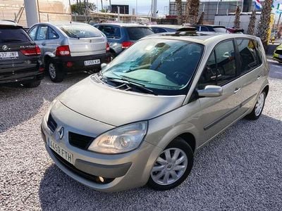 Usado Renault Scénic II Dynamique 111 CV (81 kW) 2007 Beige Monovolumen