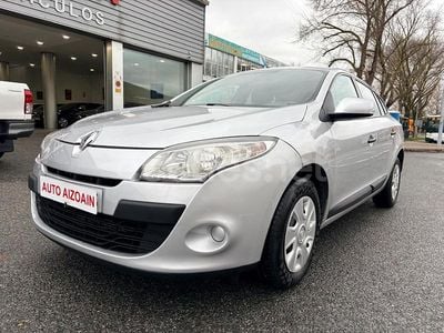 Usado Renault Mégane GrandTour Business 90 CV (66 kW) 2010 Beige Familiar