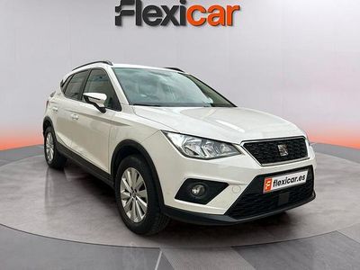 Usado Seat Arona Ecomotive 95 CV (69 kW) 2019 Blanco SUV