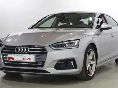Usado Audi A5 Sportback Sport 190 CV (139 kW) 2018 Gris Utilitario