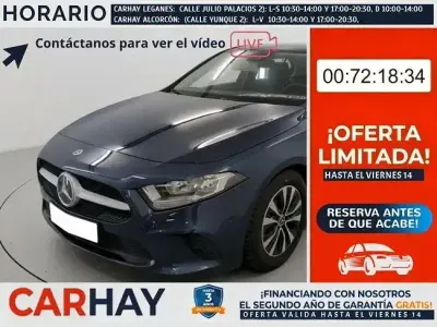 Usado Mercedes A180 Business 116 CV (85 kW) 2022 Azul Berlina