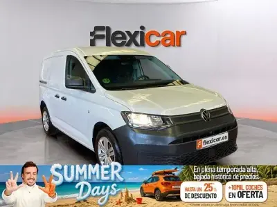 Usado VW Caddy 102 CV (75 kW) 2021 Blanco Monovolumen